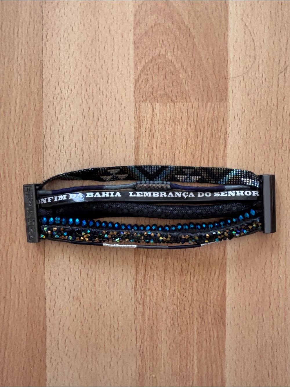 Lembrança Do Senhor Black Multi-Strand Beaded Bracelet